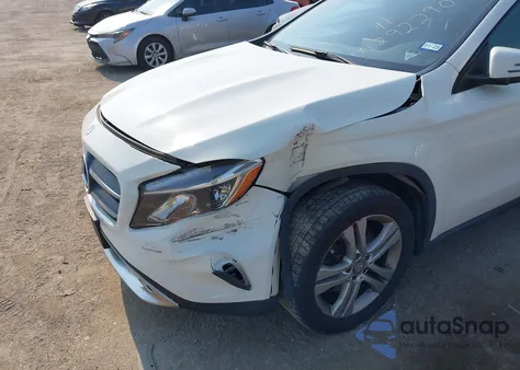 2015 Mercedes-Benz Gla 250 4Matic z USA, uszkodzony, nr VIN WDCTG4GB3FJ076493